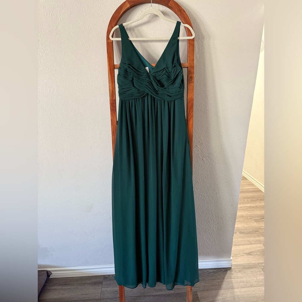 Birdy Grey Laurie Empire Dress in Chiffon Emerald